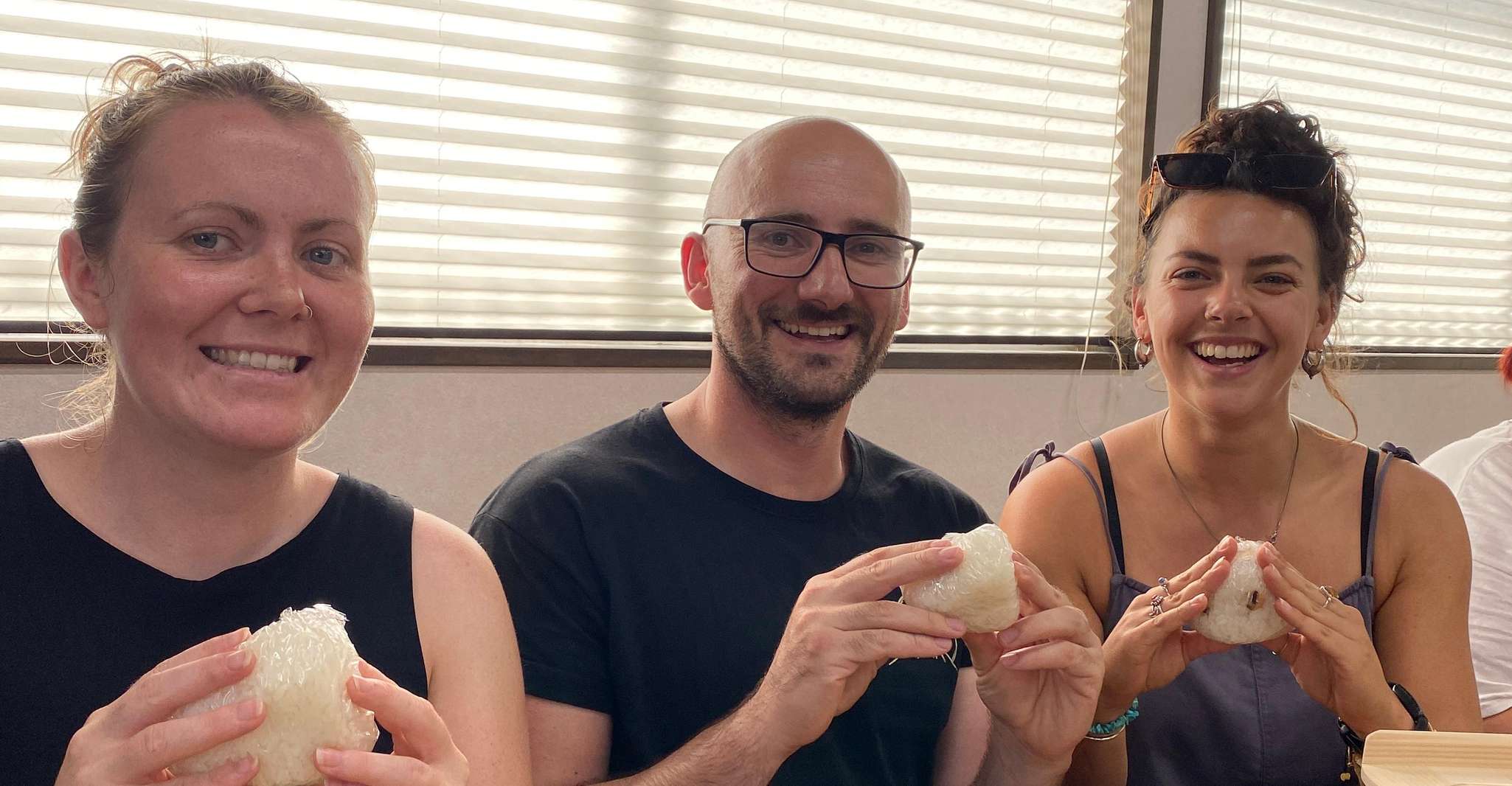 Takayama: Onigiri and miso soup making at a buddhist temple photo 19