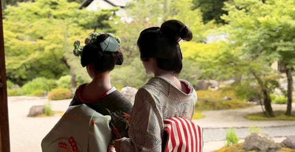 Kyoto: Gion Geisha District Night Walk & Japanese Etiquette