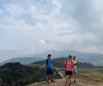 2-Day Sapa Trek: Explore Ta Van or Hau Thao Villages