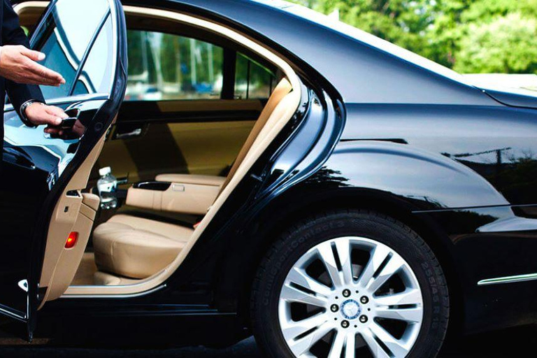 Buenos Aires Private transfer Jorge Newbery Airport Buenos Aires Private transfer SUV from AEP to City hotels