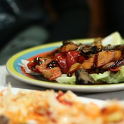 Der Geschmack Albaniens: Foodtour durch Tirana