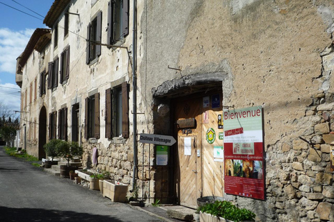 Château Villemagne: قم بزيارة القبو وتذوق النبيذ لدينا.