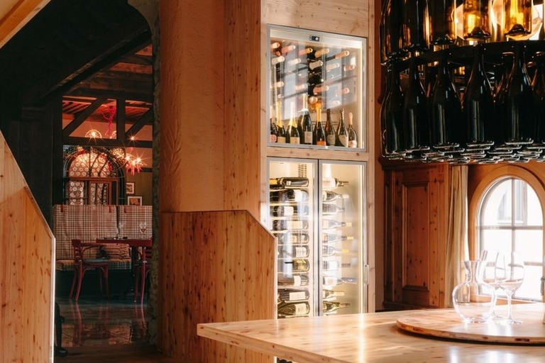 Zermatt: Swiss and World Wine Tasting Experience Champagne