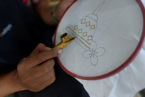 Yogyakarta: Batik Workshop and Art Gallery Visit