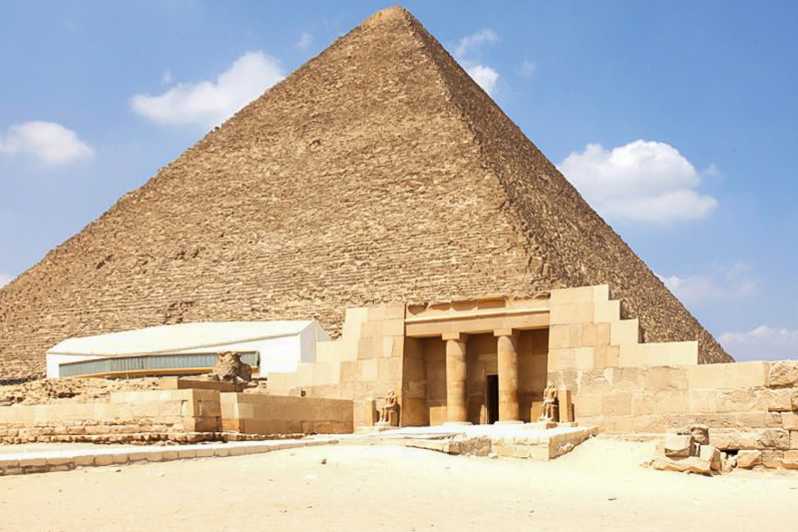 Da Sharm El Sheikh: Tour delle Piramidi del Cairo di un giorno intero in aereo