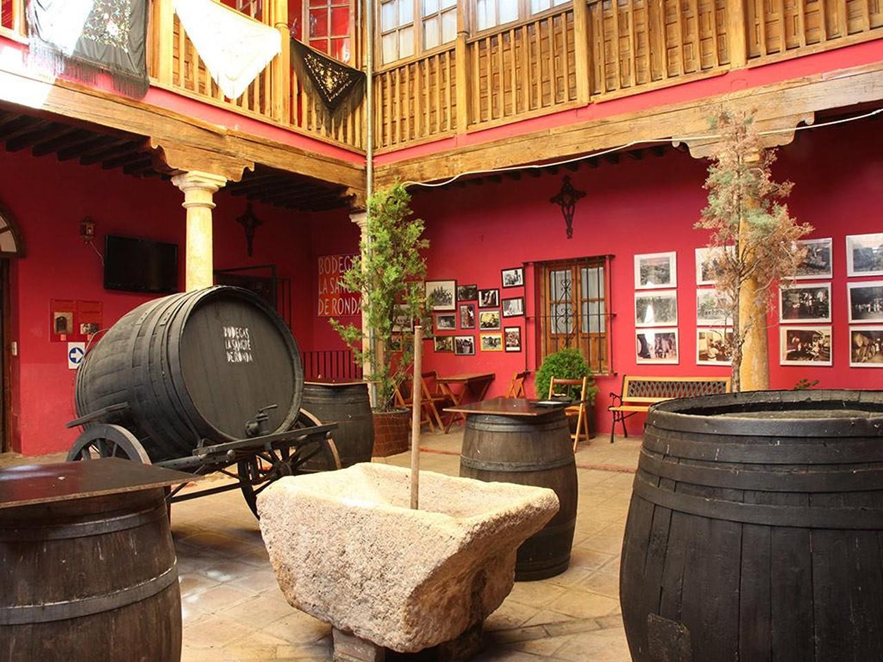 Rondas ältestes Weingut: Historischer Palast & Weinprobe