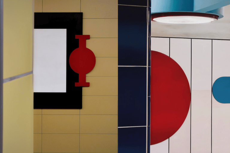 Discover Berlin Underground through Mobile Photography U-Bahn Ride (Private Group)