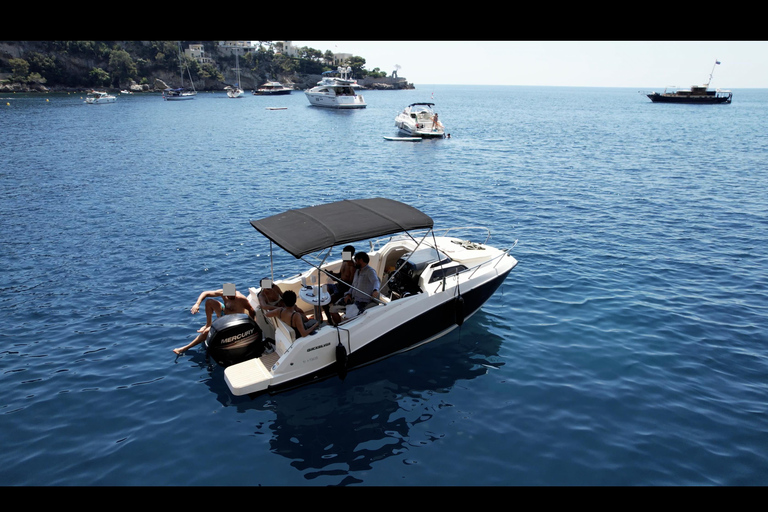 Nice: Private Boat Tour to Monaco with Wine and Stops