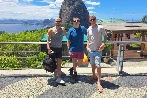 Private Custom 8-hour Exclusive tour in Rio with VIP tickets Private 8-hour tour with VIP tickets: Special Languages