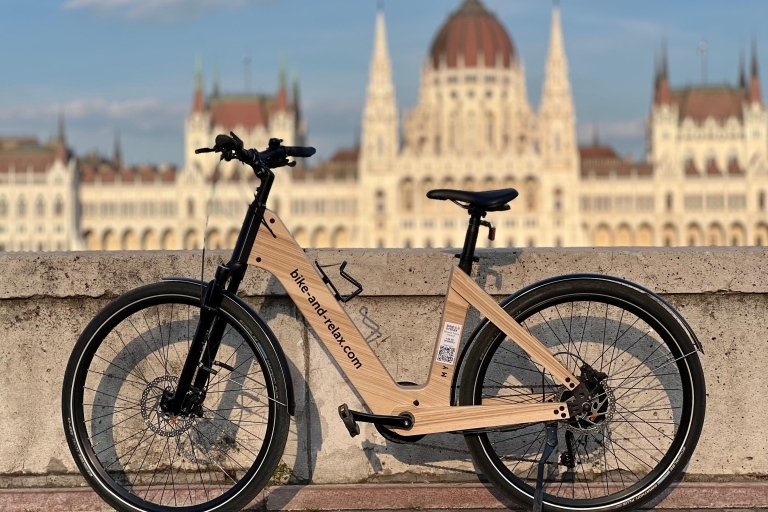 Budapest: Comfortable 3.5-Hour Guided E-Bike Tour Tour in German