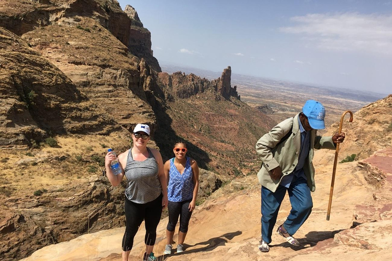 Tigray: iglesias rupestres de Gheralta, Axum y templo de YehaTigray: iglesias rupestres y montañas de Gheralta (2 días)