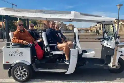 Florens: Golfbilstur och matlagningskurs med obegränsat vin