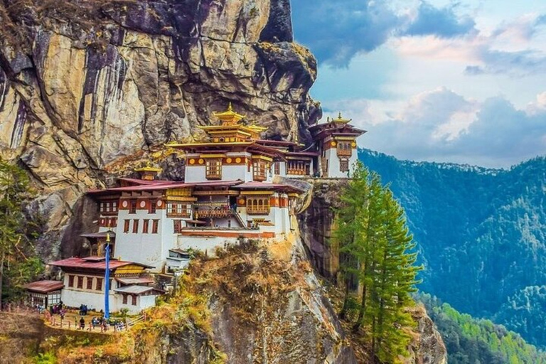 From Thimphu - Enchanting Bhutan tour with Guide 5 days TourMaximum 6 Persons Group