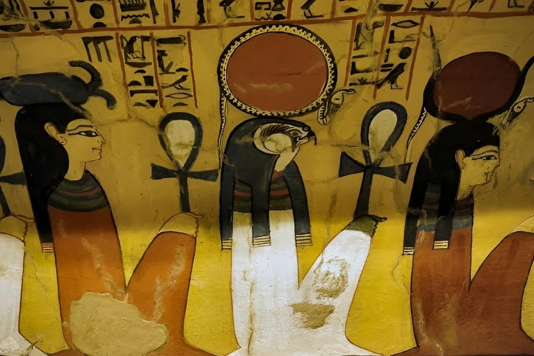 Luxor: Privétour door de vallei van koninginnen, edelen en Habu