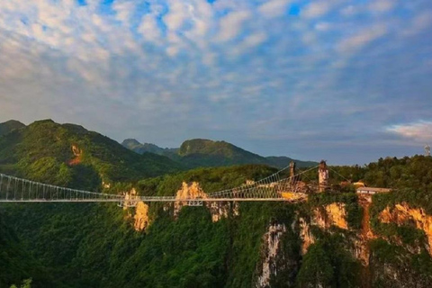 Zhangjiajie: Private Tour of Glass Bridge and Tujia Culture Glass Bridge and Tujia Brocade Private Guided Tour