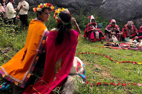 Traditionell inka-bröllopsceremoni i Heliga dalen