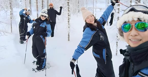 Rovaniemi: Snowshoeing Tour with Wild Lunch and Hotel Pickup