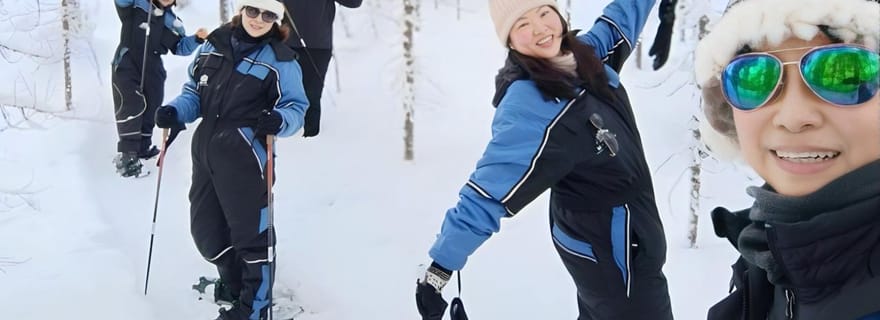 Rovaniemi : Randonnée en raquettes à Vikaköngäs en petit groupe et barbecue