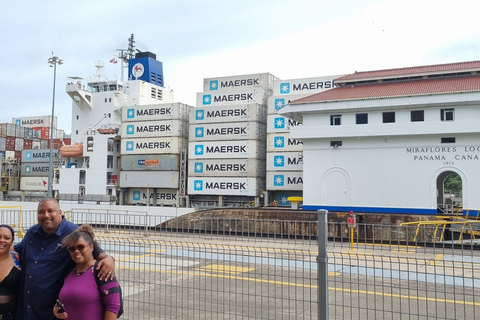 Panama City: Canal, Amador Causeway, and Old Town Tour