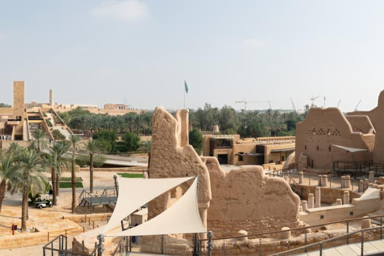 Half Day tour: Diriyah and KAFD Guided Tour with Dinner