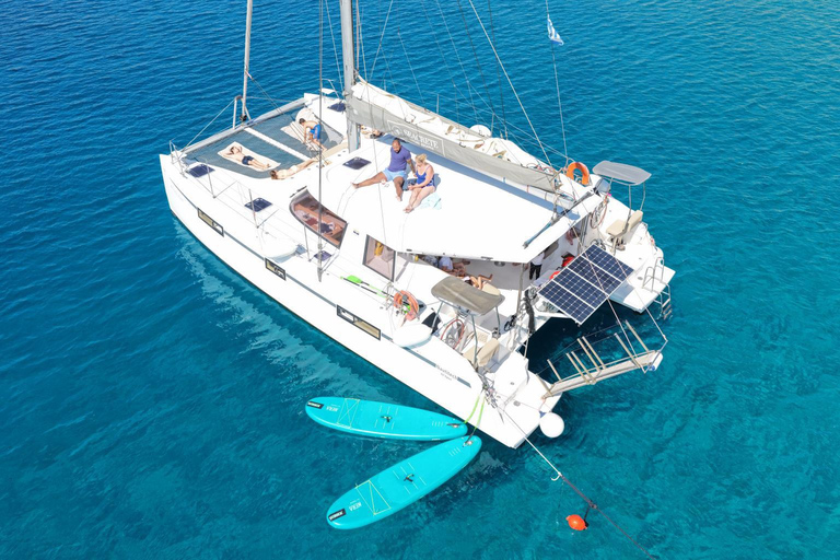 Gouves: Dia Island Catamaran Cruise with Swimming&Snorkeling