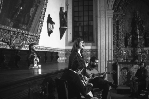 “Porto: Fado Show with Guided Tour in a Historic Monastery”