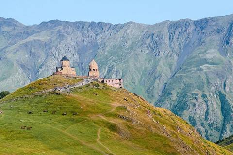 From Tbilisi: Kazbegi, Ananuri & Gudauri Private Tour