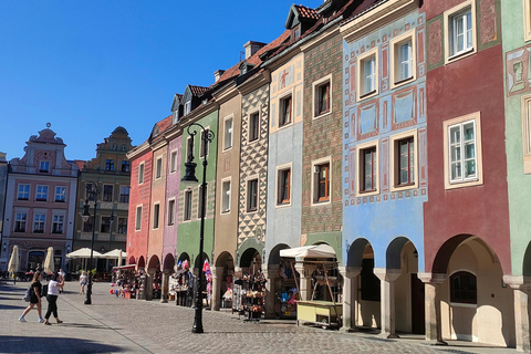 Poznań: Discover & Play – A Guided Tour with a City Game