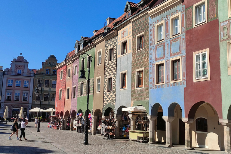 Poznań: Discover & Play – A Guided Tour with a City Game