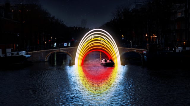 Amsterdam: Light Festival Cruise with Drinks and Snacks