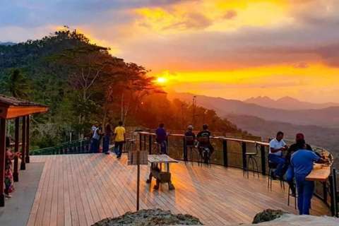 Yogyakarta: Borobudur Temple & Enam Langit Private Tour