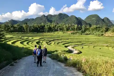 Excursión de senderismo de 2 días a Pu Luong desde el casco antiguo de Hanoi