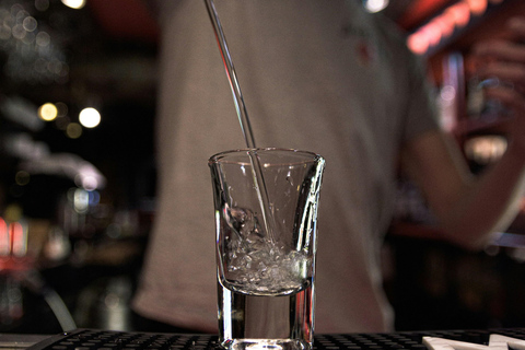 Entrée en boîte de nuit à Gdansk Bunkier avec un verre de bienvenue