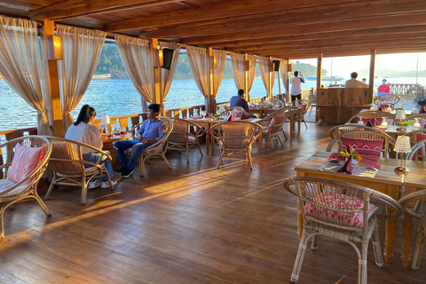 Luang Prabang: 3-Day Cultural & Nature Highlights Tour Join-in Group Tour (Without Accommodation)