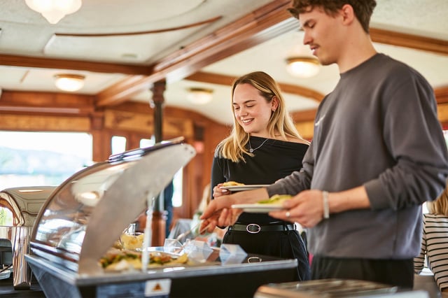 Budapest: Sommerbrunch &amp; Kreuzfahrt mit Prosecco oder Torte
