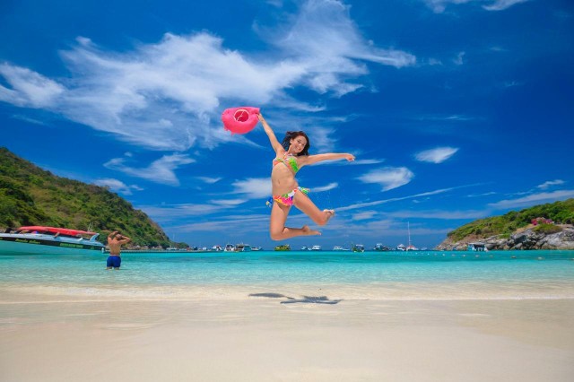 Visit Phuket Full-Day to Kahung Beach (Coral Island) by Speedboat in Phuket