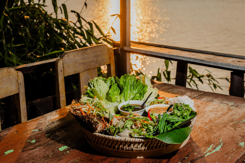 جولة طعام ميكونغ ميلز مع أكثر من 15 تجربة تذوق