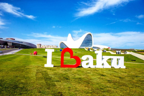 Baku: Sumgait, Pink Lake, & Green Bazar Day Trip