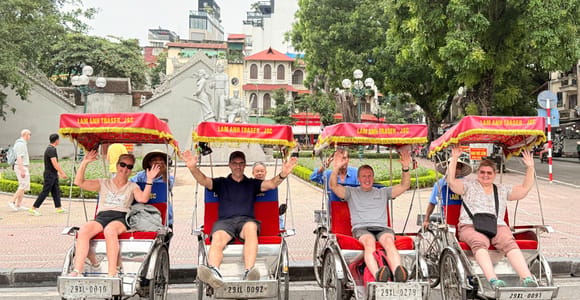 Hanoi: Private Old Quarter Cyclo Tour with Unique Experience