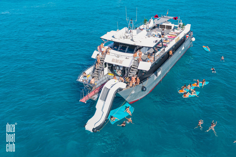 Ibiza: Half Day Pass at Ibiza Boat Club with Brunch & Drinks Bottomless Brunch Boat Party: General Admission