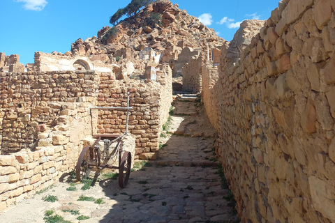 Tunis:Out of time Berber villages Tekrouna and Zriba Alia