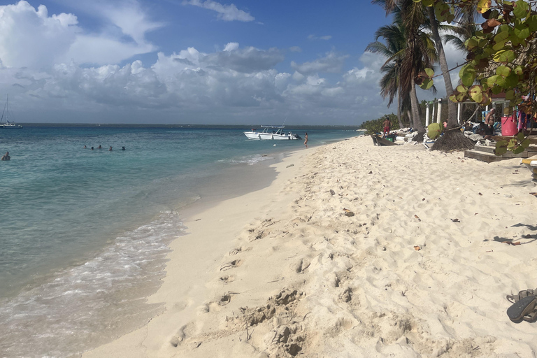 La Romana: Catalina Island for Mein Schiff Cruise Passengers