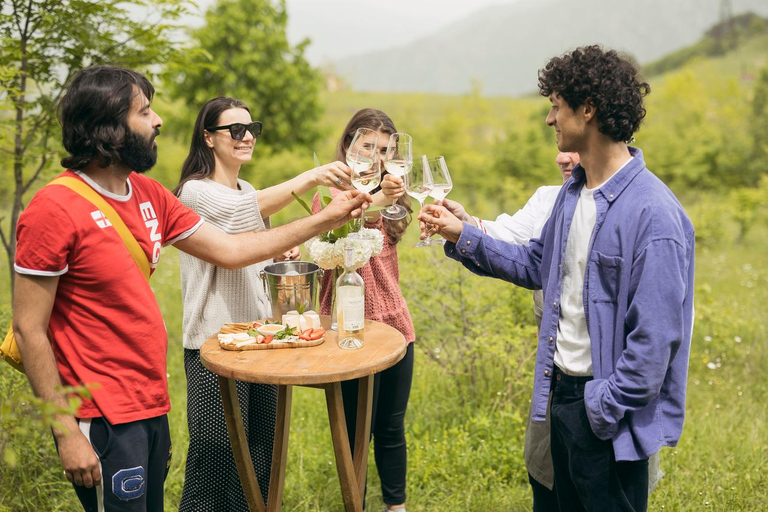 O melhor de Lori: Mosteiros da UNESCO, refeições ao ar livre na natureza