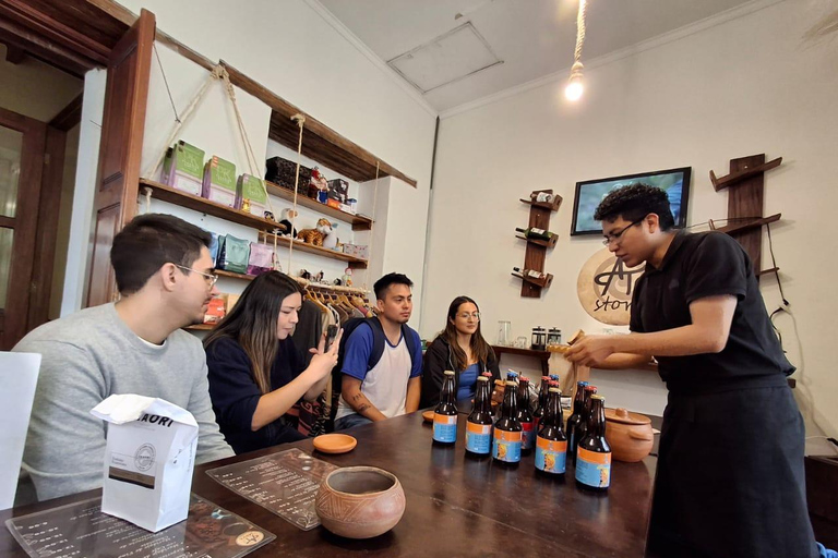 Quito Old Town: Domes, History & Coffee