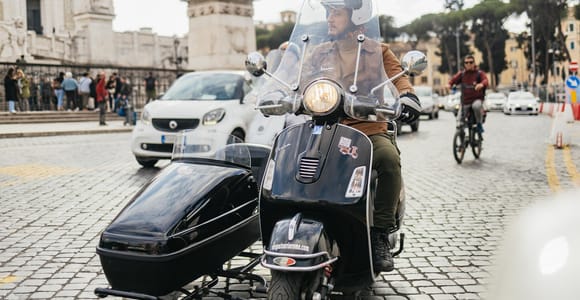 Rom: Highlights Vespa Sidecar Tour mit Kaffee und Gelato