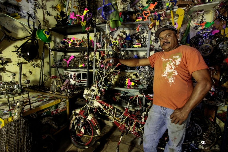 Paraisópolis: São Paulo's Vibrant Favela & Its Hidden Artist