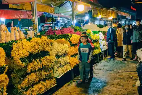 Visit 5 Districts & The Hidden Gems In Saigon By Motorbike