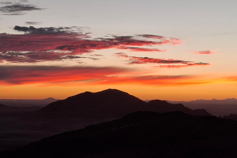 Swakopmund: Namib Desert Sunrise, Seals & Sandwich Harbour