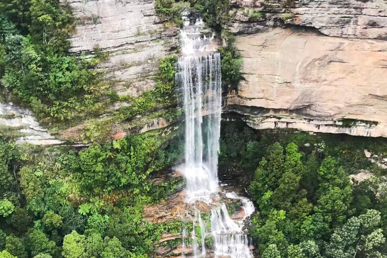 Sydney: Blue Mountains Day Tour, Scenic World & Leura