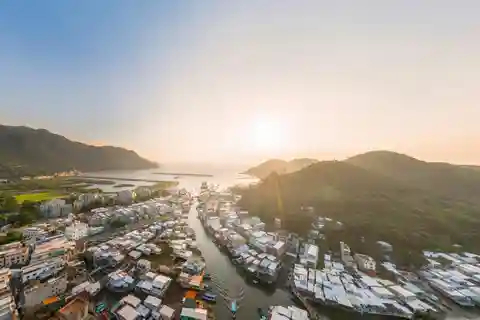 Tour por Lantau, Hong Kong: teleférico sin colas, paseo en barco para ver delfines en Tai O